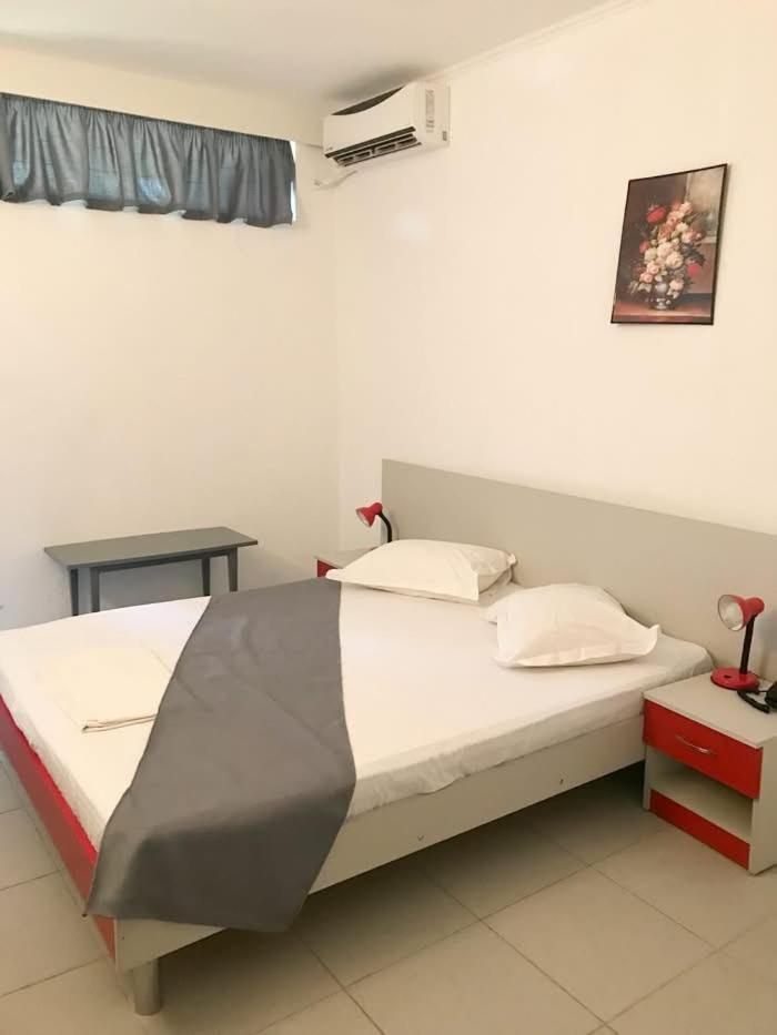 Hotel Callatis Neptun Buitenkant foto